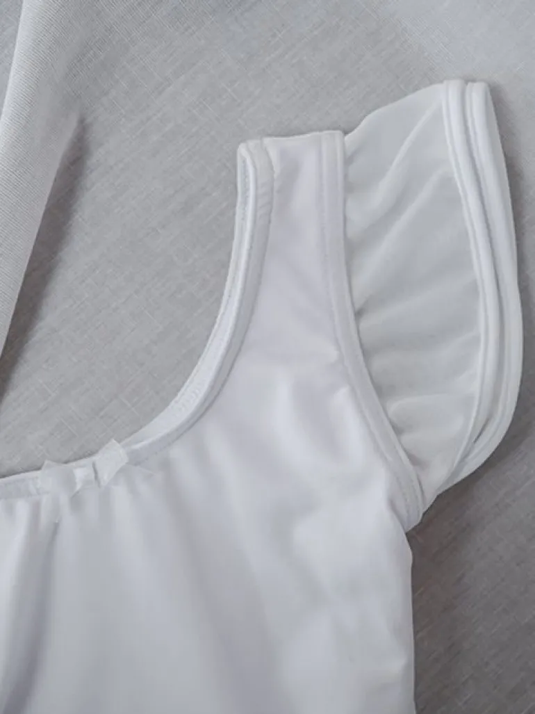 Capezio hvid dragt m. skørt og chiffon ærmer