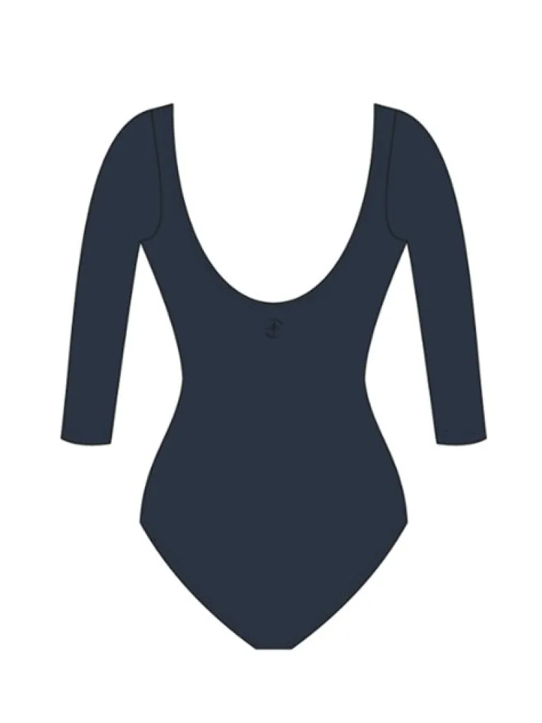 Dragt med 3/4 ærmer i navy fra Wear Moi