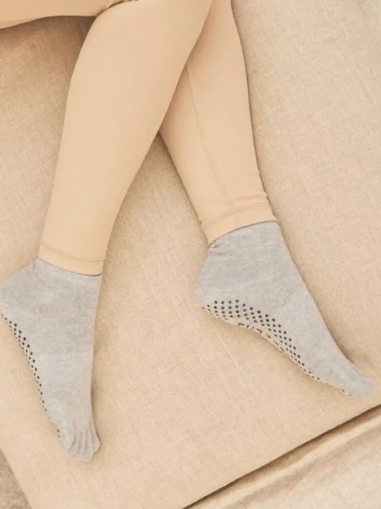 Moonchild grå toe socks til yoga