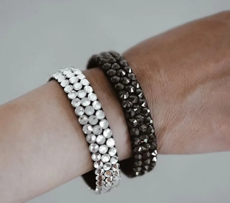 Sorte rhinsten armbånd