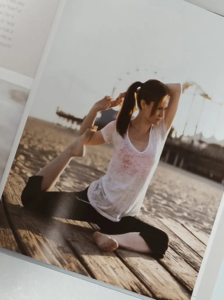Yogabog med hjemmeøvelser step by step
