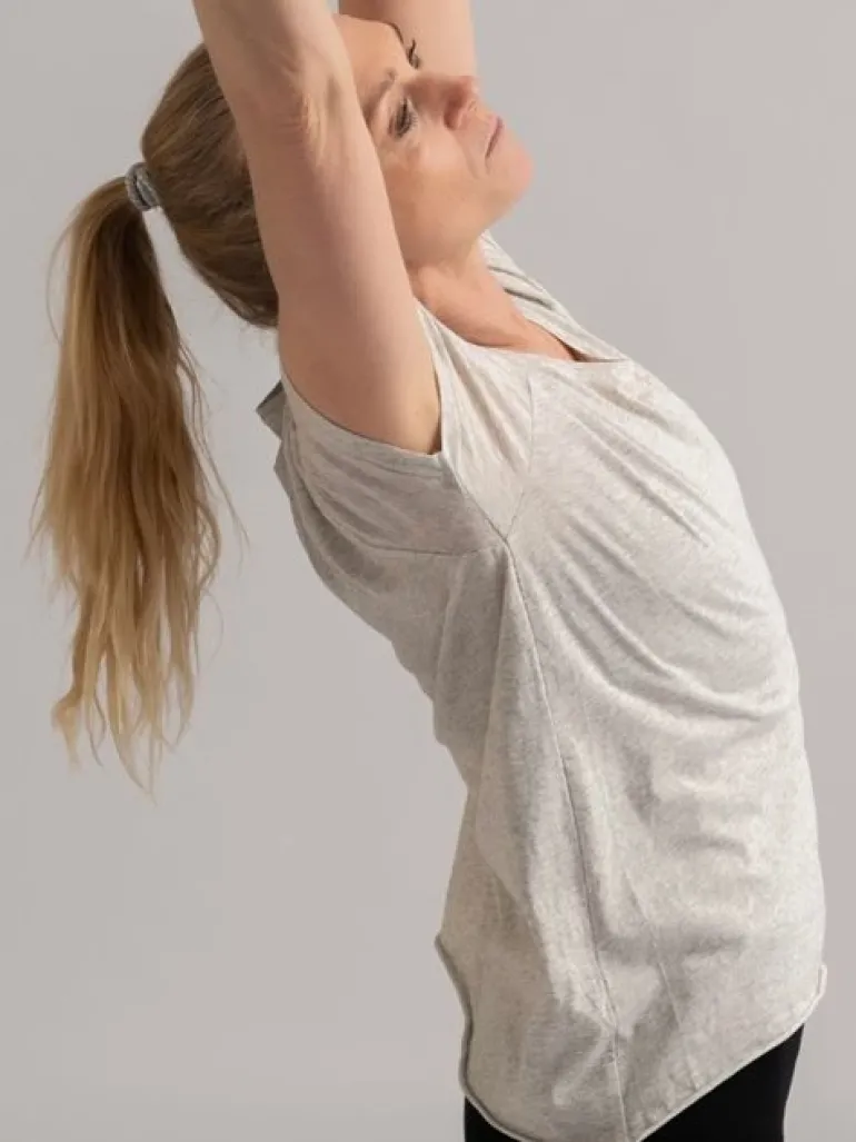 Yogamii off white blød t-shirt til træning